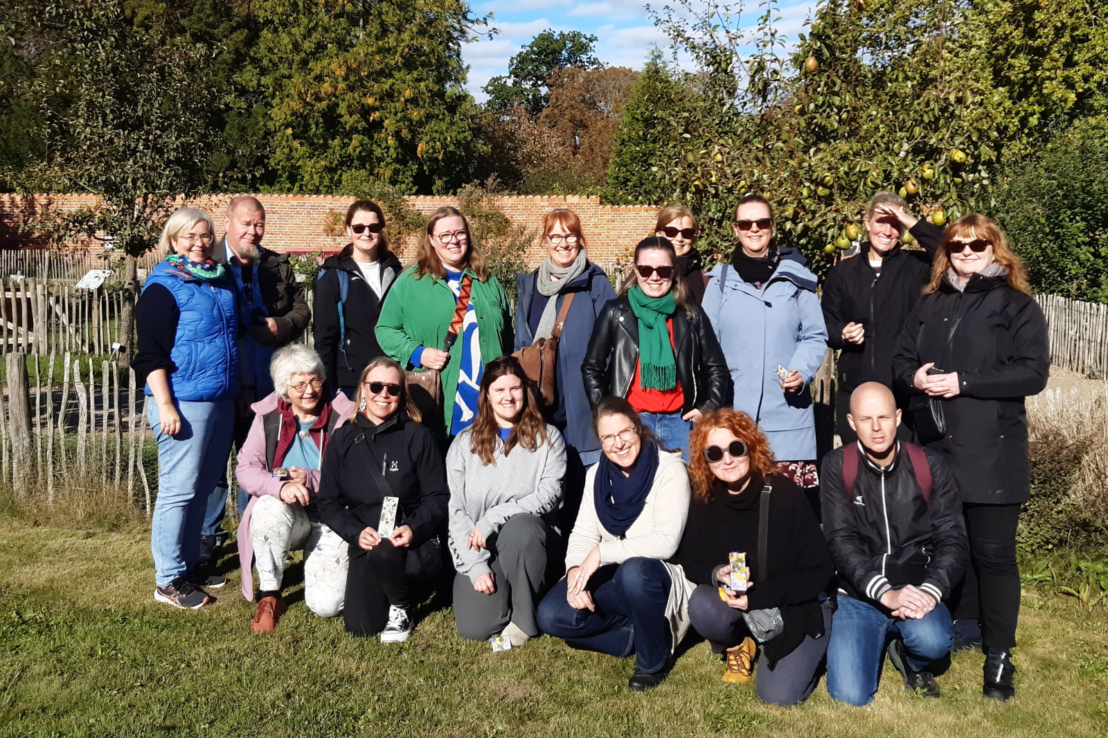 Ausschnitt Finnische Lehrkraefte im KueGa 2.jpeg